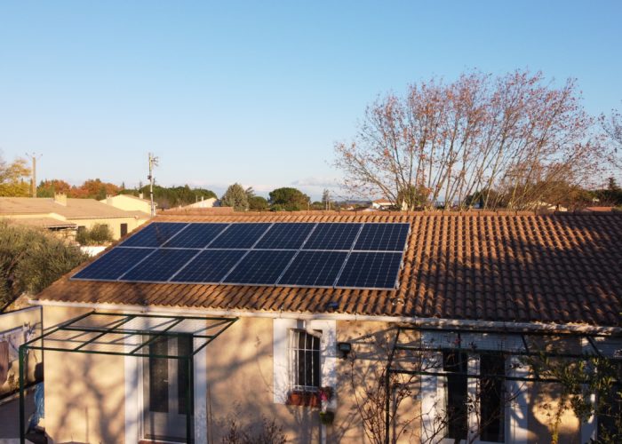maison panneaux solaires